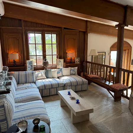 Villa Mitzela *