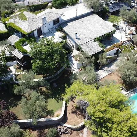 Mitzela Villa